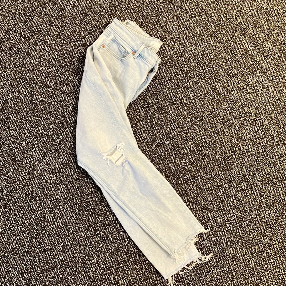 LOFT High-Rise Light Wash Distressed Skinny Jean Size 27P - Picture 3 of 9